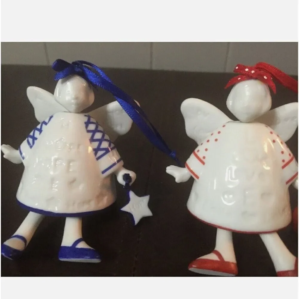 Hallmark Keepsake Ornament: 2002 Hope Joy And Love!